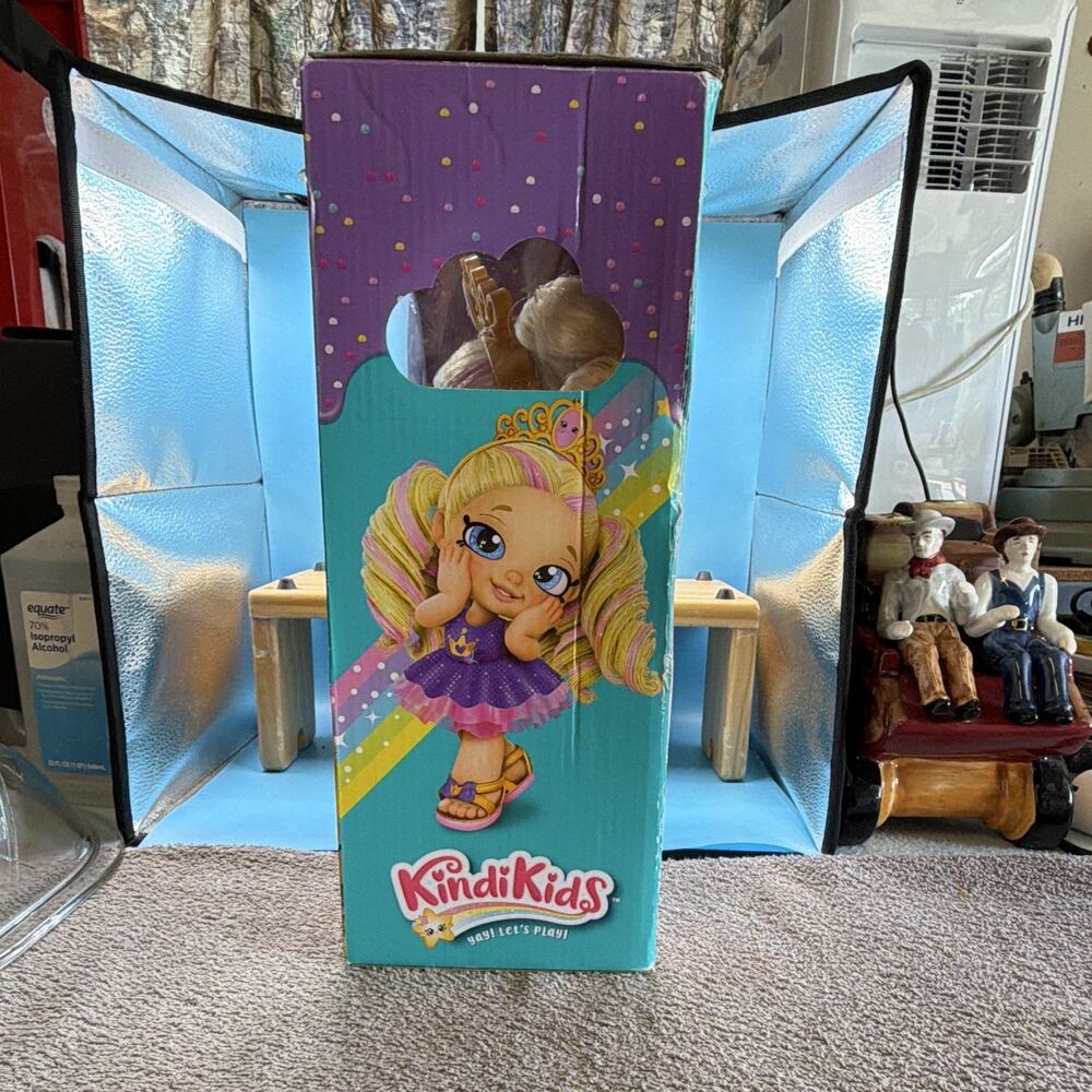 Kindi Kids Scented Sisters Tiara Sparkles 10in Doll, Scented Clothes. New in box - Picture 5 of 7